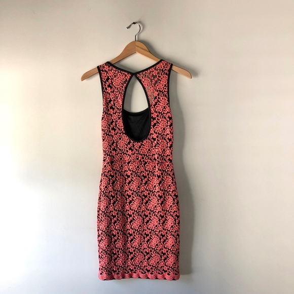Host Pick 🚨 Charlotte Russe Bodycon NWT Dress - Picture 3 of 8